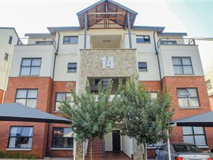 2 Bedroom Apartment in Greenstone Crest