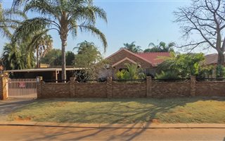 3 Bedroom House in Hesteapark