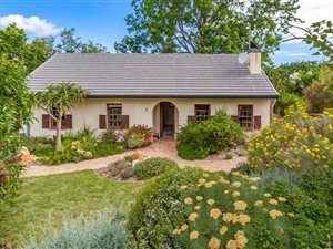 2 Bed House in Golden Acre