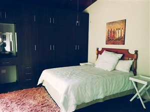Studio Apartment in Cowies Hill