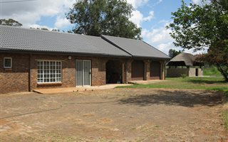 4 Bedroom House in Henley on Klip