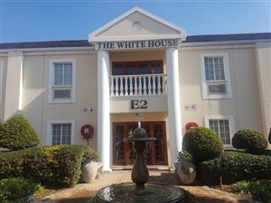 270 m² Commercial space in Kempton Park Central
