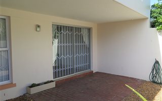 2 Bedroom House in Rondebosch