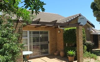 3 Bedroom House in Kenridge