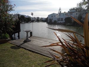 3 Bed Townhouse in Marina Da Gama