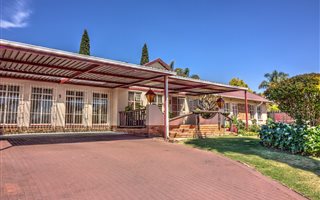 5 Bedroom House in Birchleigh North