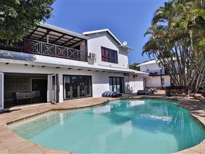 16 Bed House in Athlone Park