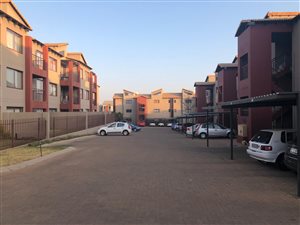 2 Bed Apartment in Honeydew