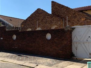 4 Bed House in Diepkloof