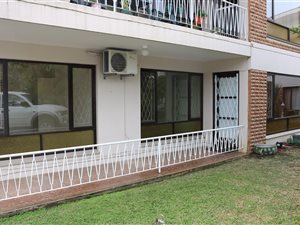 3 Bed Apartment in Beacon Bay