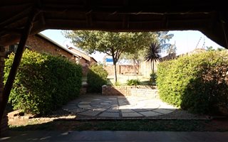 3 Bedroom Townhouse in Honeydew Manor