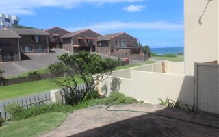 3 Bedroom Townhouse in Gonubie