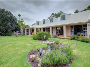 4 Bed House in Heather Park