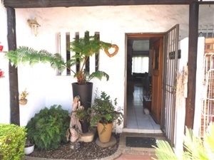 3 Bed Townhouse in Willow Park Manor