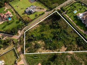 1 ha Land available in Mooikloof Equestrian Estate