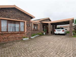3 Bed House in George South