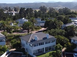 1 Bed Apartment in Goose Valley