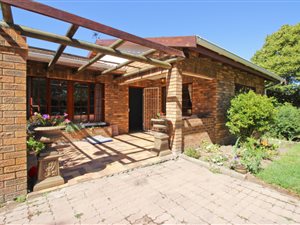 3 Bedroom House in Rexford