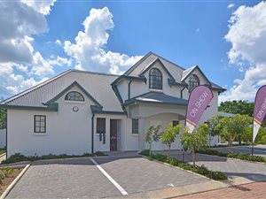 2 Bed Apartment in Broadacres