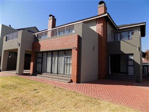 4 Bed House in Waterfall Country Village
