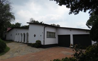 5 Bedroom House in Lombardy East