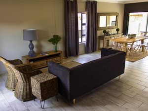 3 Bed Duplex in Montana