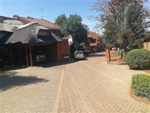 4 Bedroom Duplex in Protea Park