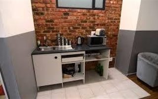2 Bedroom Apartment in Jeppestown