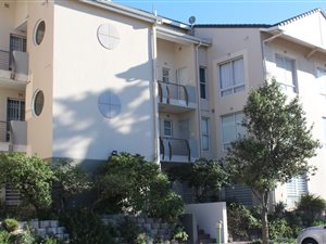2 Bed Apartment in Lagoon Beach