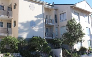 2 Bedroom Apartment in Lagoon Beach