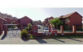 2 Bedroom Townhouse in Florida Lake