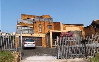 4 Bedroom House in Effingham