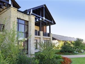 1 Bed Apartment in Waterfall Hills Mature Lifestyle Estate