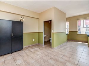 Bachelor apartment in Johannesburg Central
