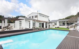 4 Bedroom House in Constantia