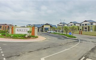 3 Bedroom Apartment in Waterfall Estate