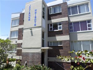 1 Bed Apartment in Amalinda