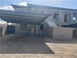 16 Bed Apartment in Queenstown Central