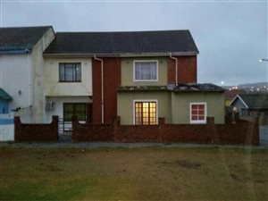 3 Bed House in Bloemendal