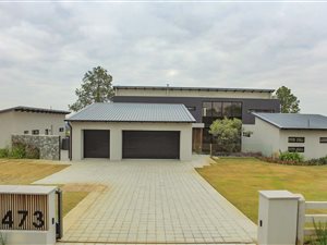 4 Bedroom House in Kyalami