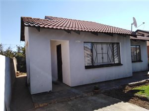 4 Bed House in Tsakane