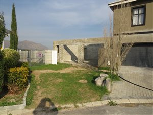 336 m² Land available in Fairview Golf Estate