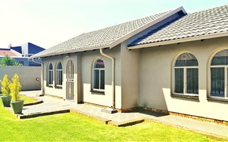 3 Bedroom House in Diepkloof