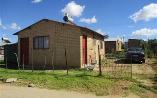 2 Bedroom House in Tshepisong