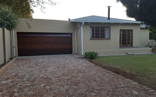 5 Bedroom House in Lyttelton Manor