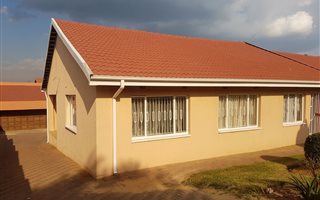 4 Bedroom House in Winchester Hills