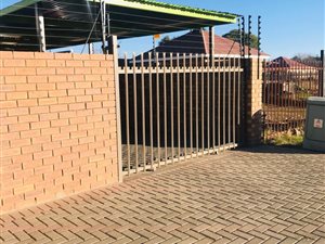 3 Bed House in De Beers