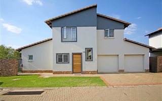 3 Bedroom Townhouse in Tijger Valley and surrounds