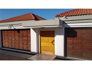 5 Bed House in Waterkloof Ridge