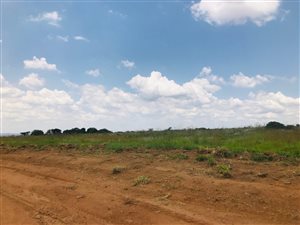8.6 ha Land available in Blue Hills